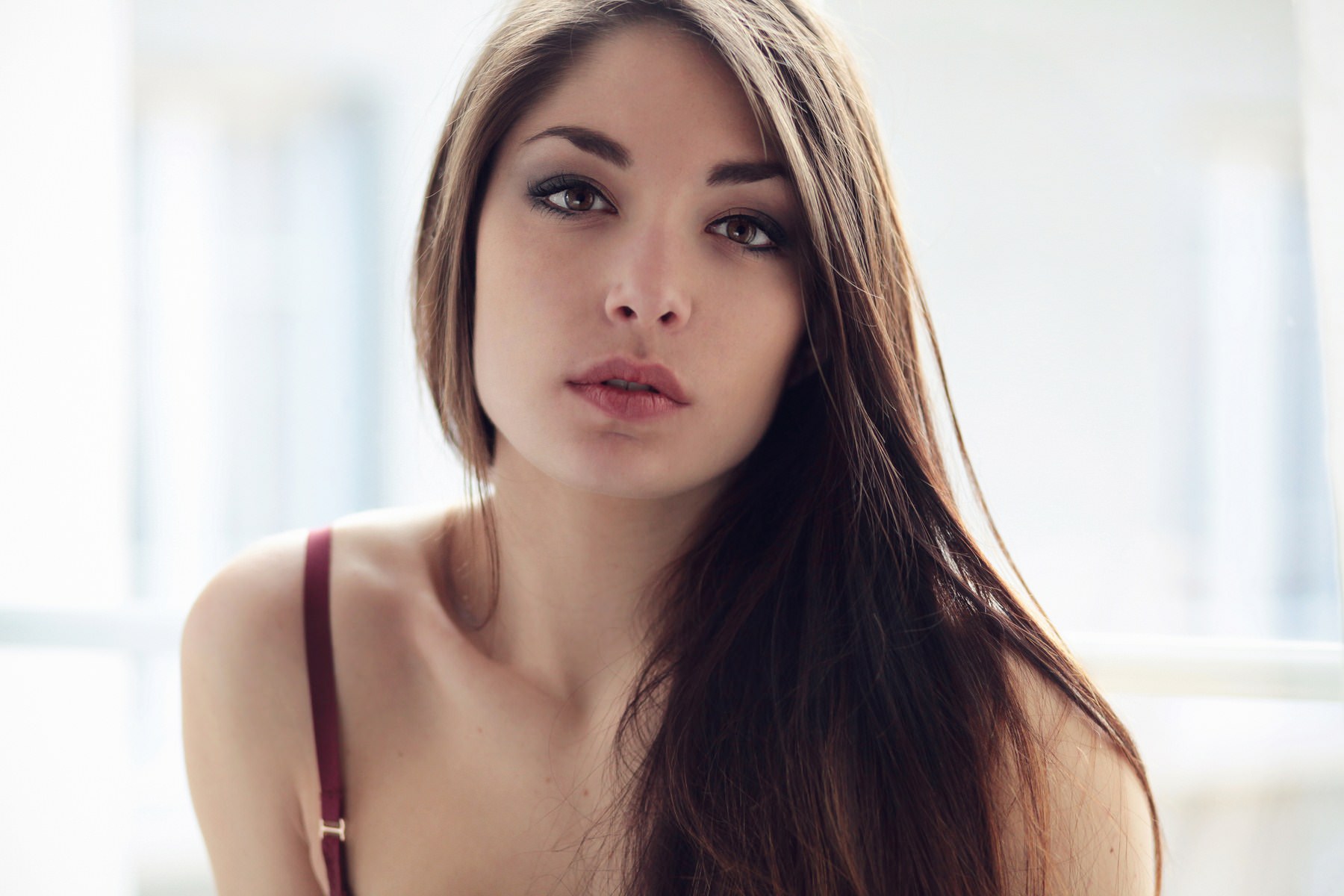 Modèle Samantha, Canon EOS 5D Mark II , 85mm, 1/800s, f/2.2, 1000 ISO